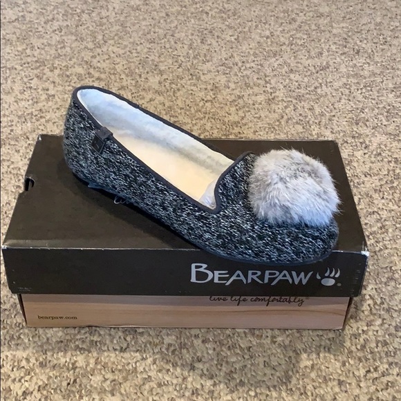 New Bearpaw Shea black grey Pom Pom slipper shoes